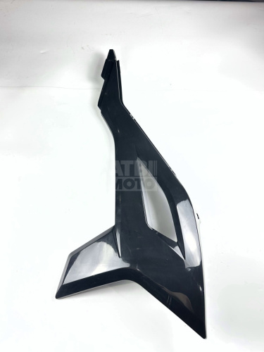 Обтекатель бака правый Avantis A5 New Обтекатель бака правый Avantis A5 New